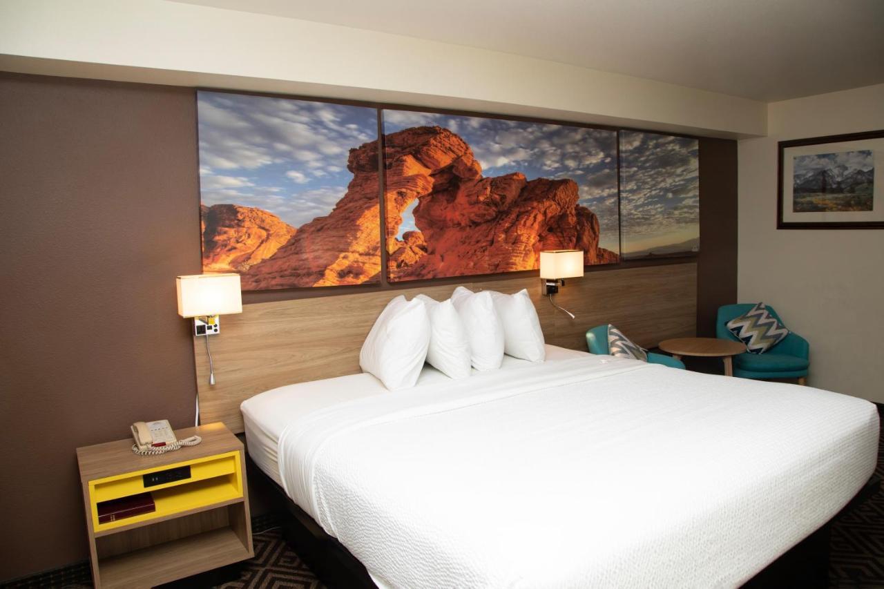 Days By Wyndham Hotel